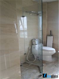 MẪU VÁCH TẮM KÍNH NHÀ 805 TRUNG KÍNH 